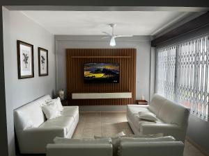 413 - Casa frente Mar em Bombas-Bombinhas.