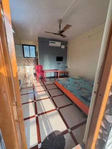 Shree Sadguru Krupa Guest House