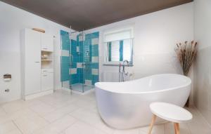 Lovely Home In Jurdani With Sauna