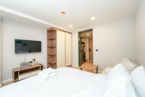 New Condo near Bangtao Beach - Space Cherngtalay