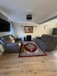 Charlie Ógs Bridge House