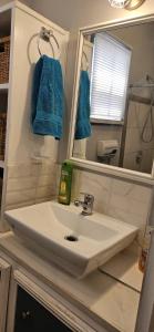 Glorias mini hideaway