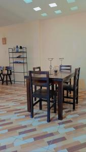 Departamento amoblado en primer piso 200 MTS a tu disposición con todos los servicios