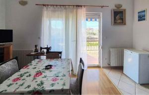 Amazing Apartment In Vabriga With Wifi