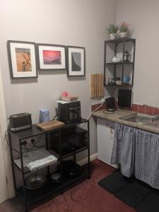 Studio flat - An Bonnan Bui