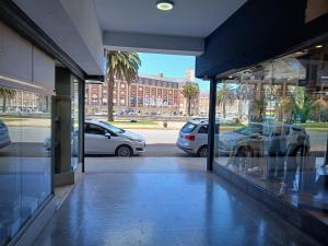 2 ambientes CENTRO,Casino,MAR Y PLAYA, COCHERA,opcional, equipado 3 pers 150MTS DEL MAR