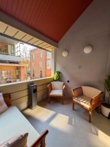 Ruby Hostel, Kutaisi - Private & Shared Rooms