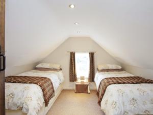 Stable Cottage - Hw7452