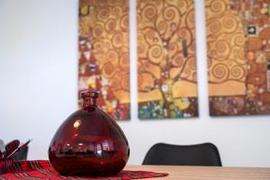 Elysian Smyrni - Marble Elegance Retreat