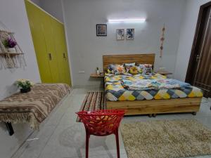 Mustang HomeStay