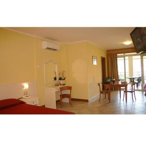 Residence Miralago Rooms & Apartments