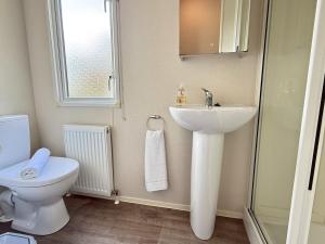 Kingfisher Lodge, Hoburne Cotswold