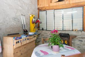 Maison de charme à Guchan avec vue sur la montagne et jacuzzi