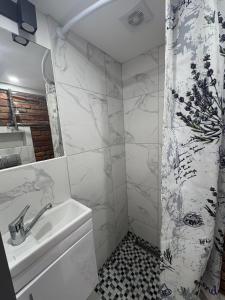 Стильна смарт квартира в центрі Львова