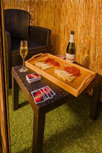 Cabañal BeachFront , 1 Min to Sea , AC , Coffee , Balcony , FastWifi