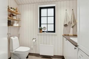 Family Retreat Between Forest And Beach In Odden