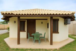 Casa em condomínio na Praia de Ipitanga