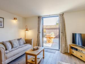 Knoll Cottage - Uk31171