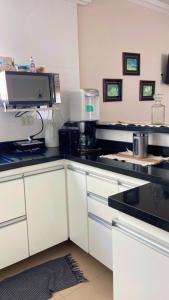 Refúgio Familiar na Enseada Guarujá Condominio Vinä Del Mar AC e Wifi