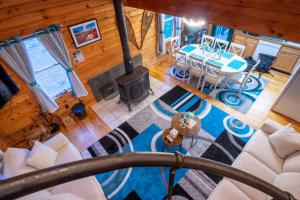 Driftland Cabin sauna, hot tub, pizza oven