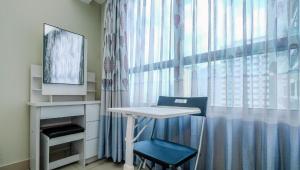 Nice and Comfortable Studio Apartement at Springlake Summarecon