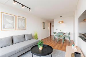 Costanera Center - vistas, metro, parking mm275