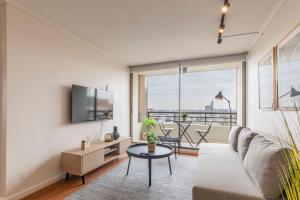 Costanera Center - vistas, metro, parking mm275