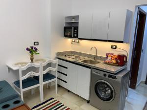 Laguna View Sea view, swimming pool, Wi-Fi, close to airport