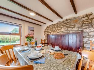 Rose Cottage - Uk48132