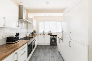 Contractors-Sleeps 7-FreeWiFi-CityCentre