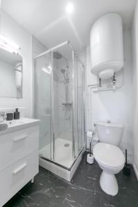 Appartement Cinéma Aéroport Orly - Parking gratuit & VTC