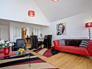 Bredon Court, Poseidon Penthouse