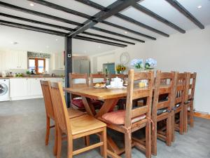 Four Seasons Cottage