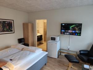 House on Vellingtoft in Kværs - apartment and deluxe rooms