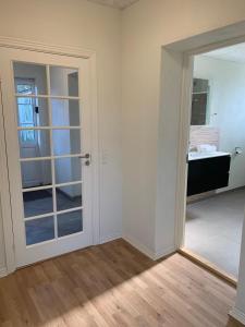 House on Vellingtoft in Kværs - apartment and deluxe rooms