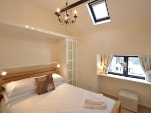 7 Torwood Gables
