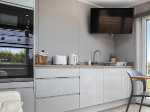 Uk46570 - Awel Y Mor