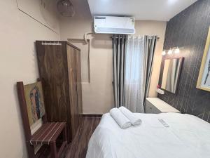 1BHK CASA BELLA Off Linking rd Ground floor