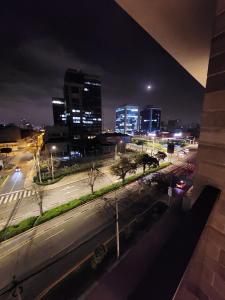 Elegante Departamento de Estreno en Centro Financiero