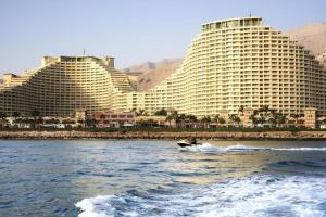 شقة في اهرامات بورتو السخنة