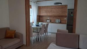 Leonora Lake View Apartment