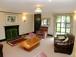 The Stables Trap Farm