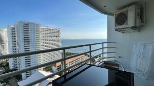 Beautiful sea view cozy condo