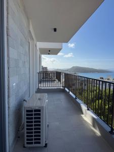 Two Bedroom Modern Seaview Apartment