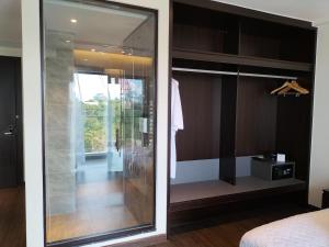 A nice Ha Long bay side apartment