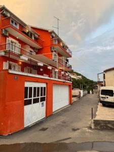 Apartmani Azzur Marić