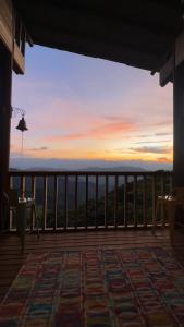 LA CASA EN EL AIRE - Abejorral