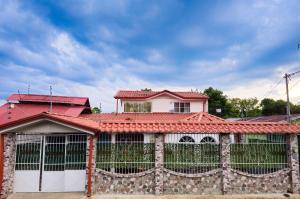 Villa Pool Path to Tortuguero