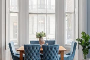 Sophisticated Maisonette in Prestigious Hyde Park