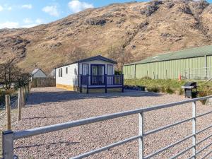 Katies Cosy Caravan - Uk48380